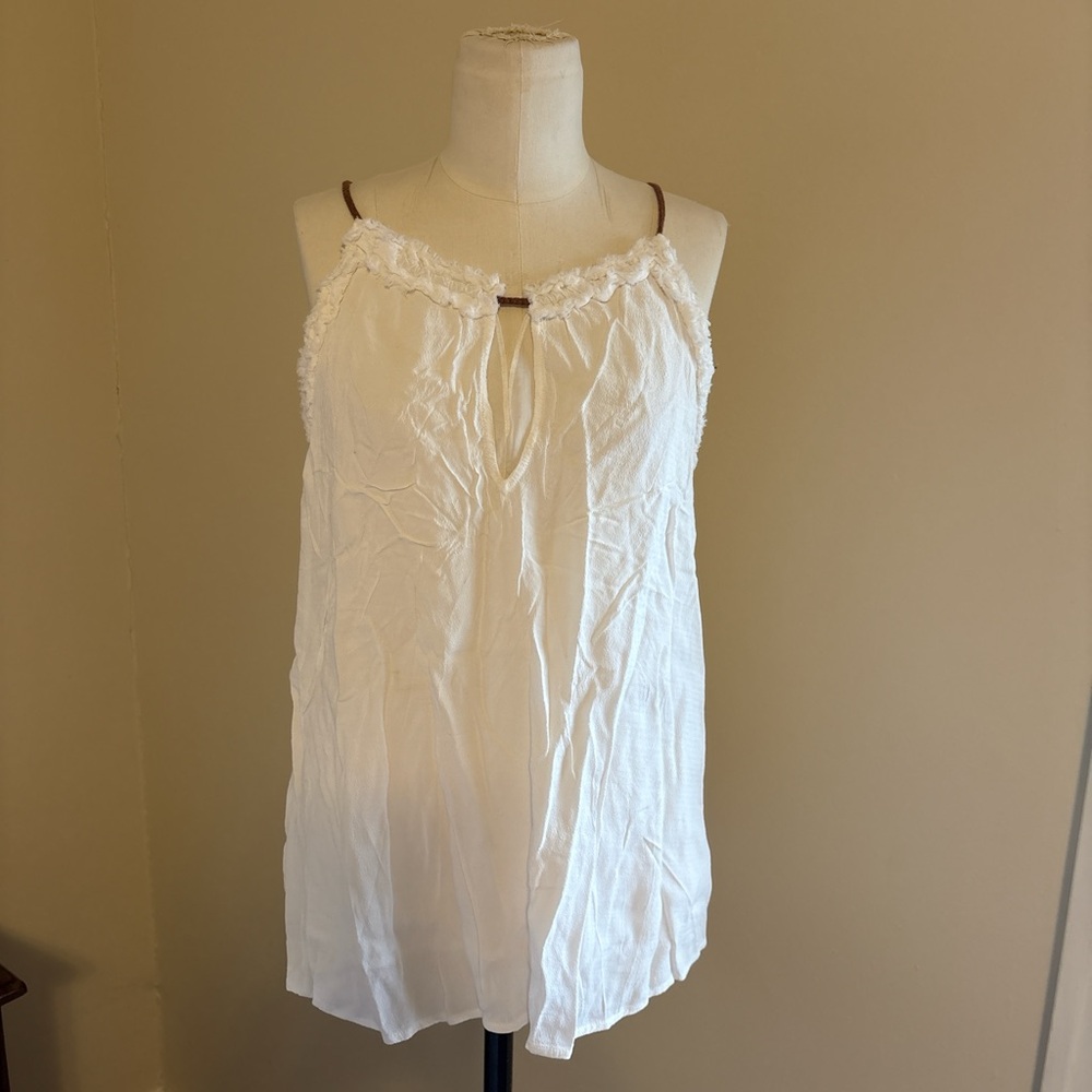 Freeway White Sleeveless Top